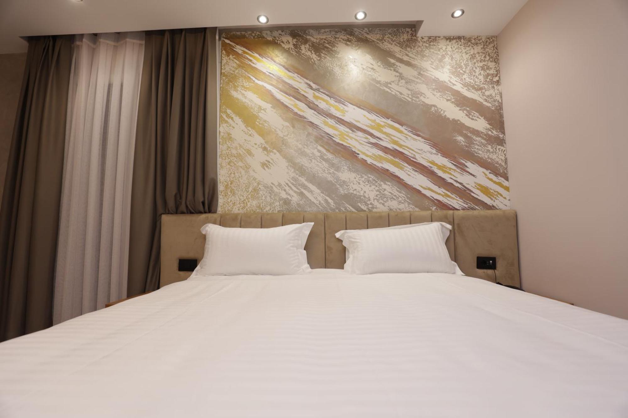 Residence Inn טיראנה מראה חיצוני תמונה