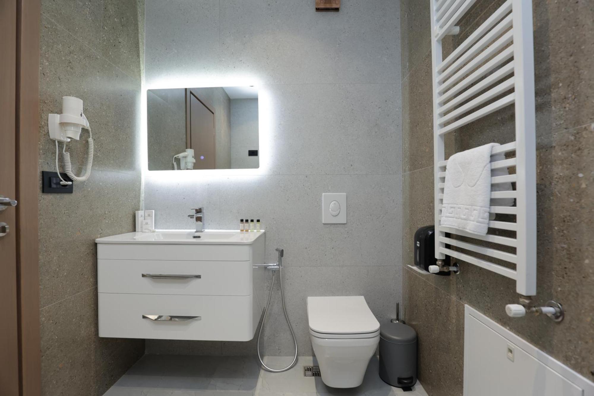Residence Inn טיראנה מראה חיצוני תמונה