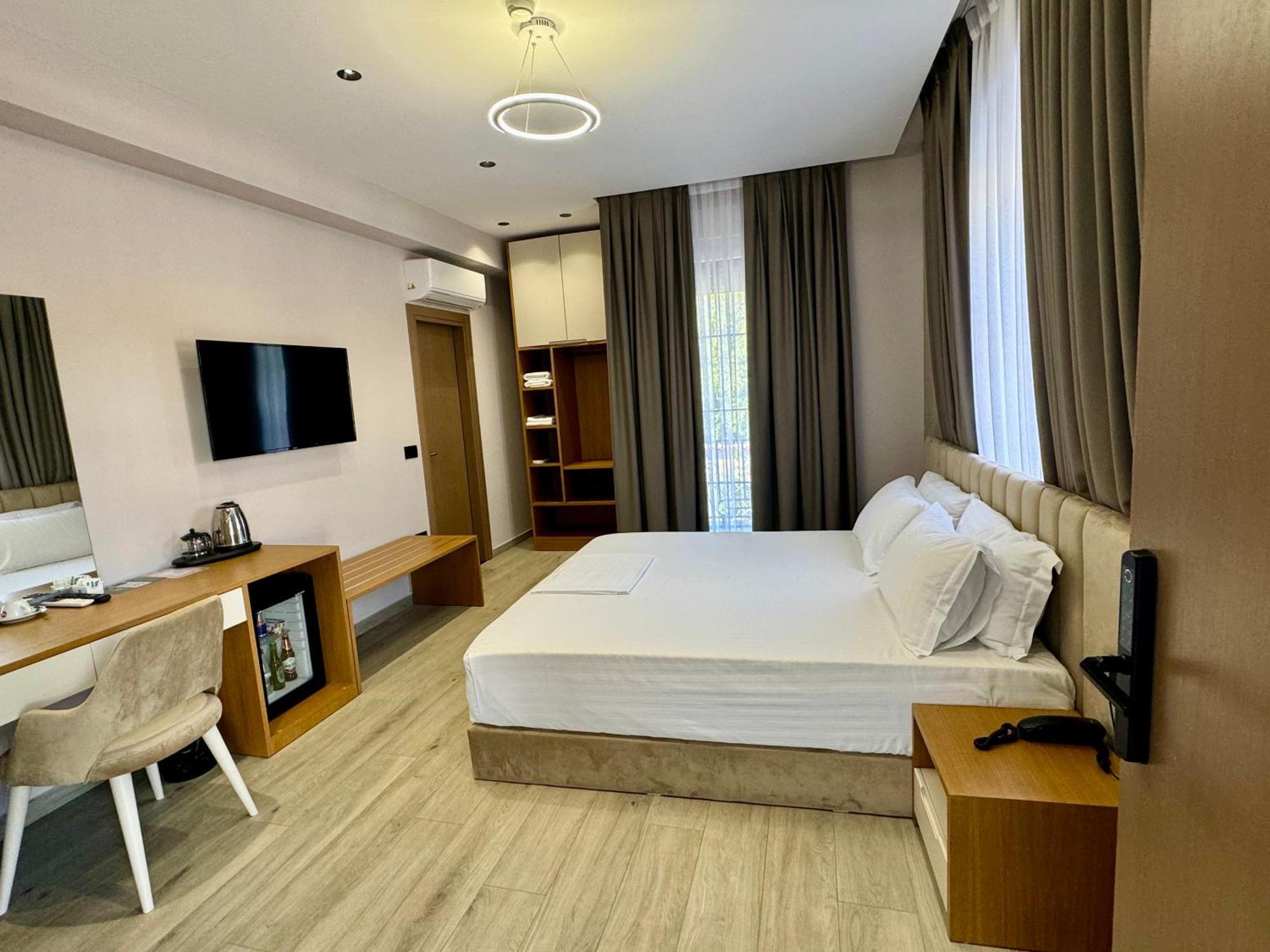 Residence Inn טיראנה מראה חיצוני תמונה